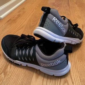 Workout shoes